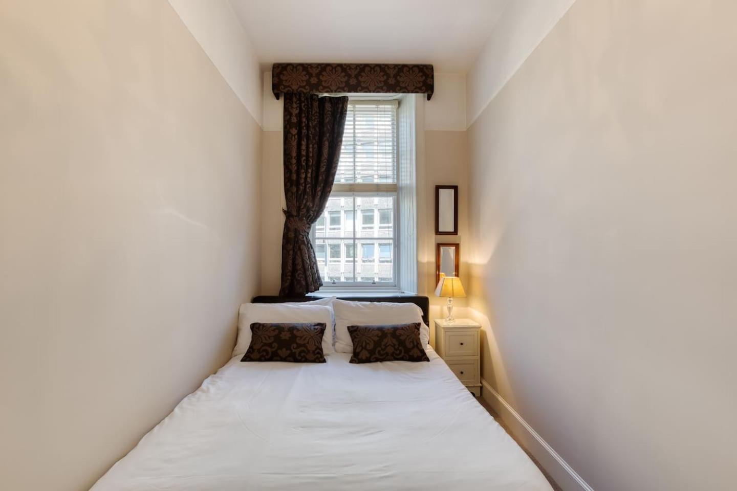 West Port - 2Br In The Heart Of The Old Town Just Off The Grassmarket Edimburgo Exterior foto