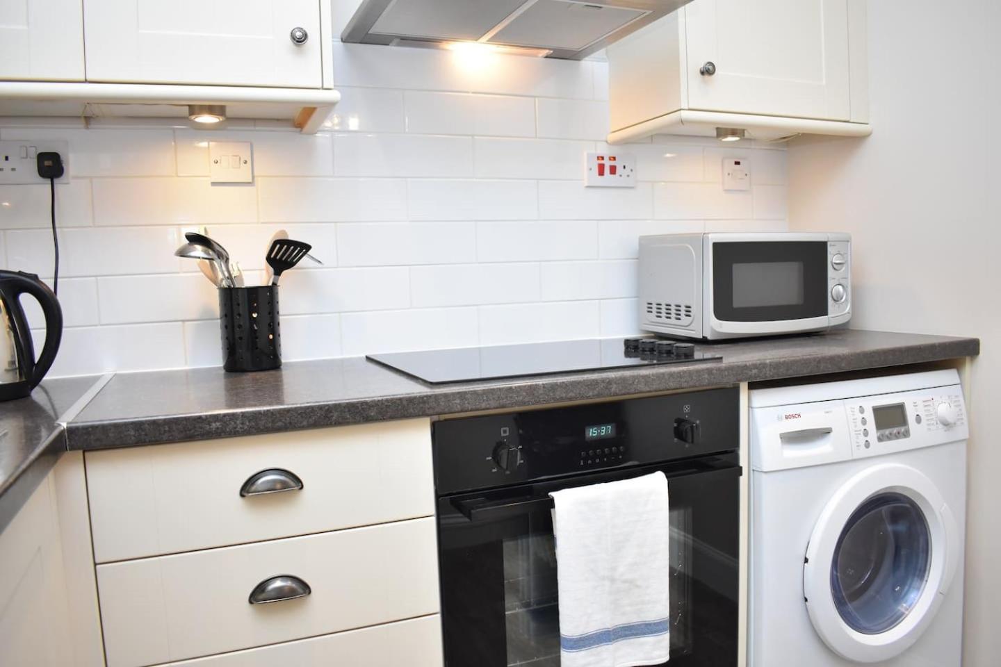 West Port - 2Br In The Heart Of The Old Town Just Off The Grassmarket Edimburgo Exterior foto
