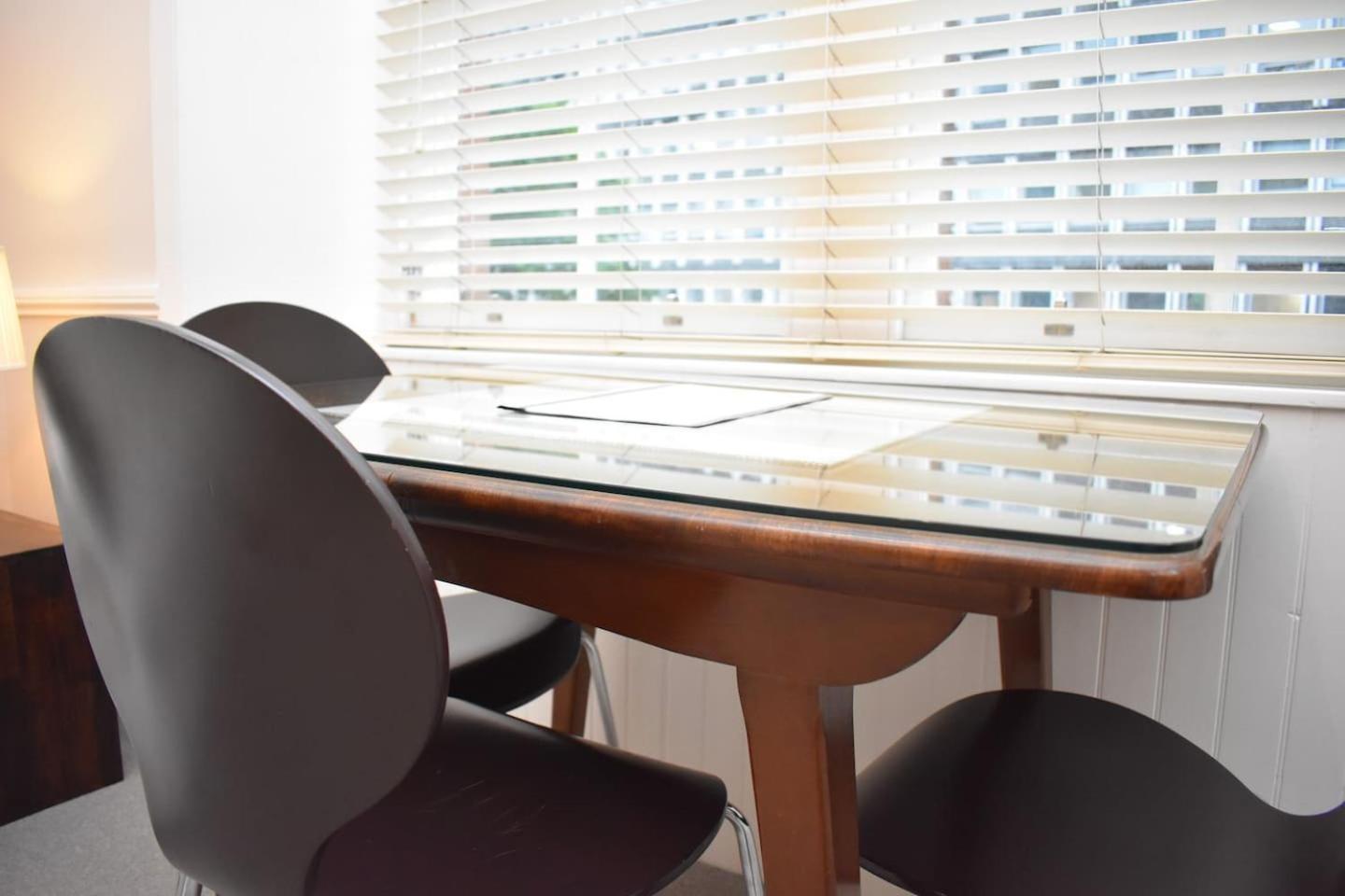 West Port - 2Br In The Heart Of The Old Town Just Off The Grassmarket Edimburgo Exterior foto